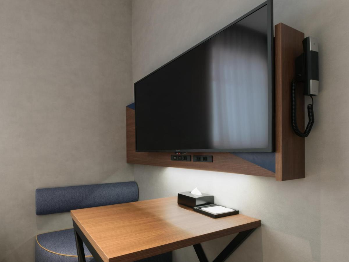 Comfort Hotel Yokkaichi Buitenkant foto
