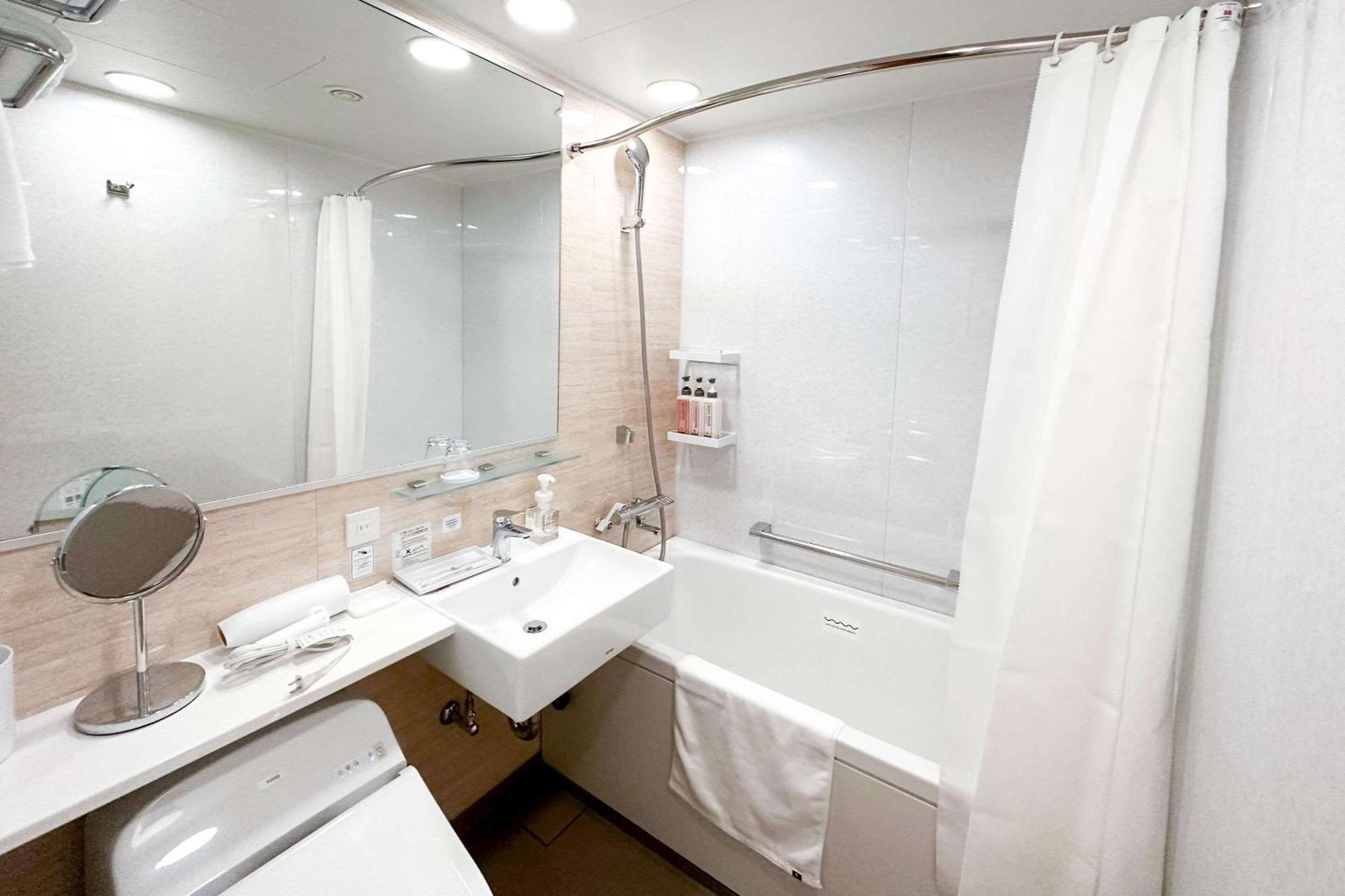 Comfort Hotel Yokkaichi Buitenkant foto